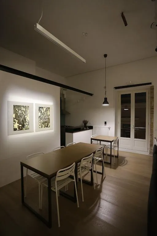 N38E13 Bb Art Design Bed & Breakfast Palermo