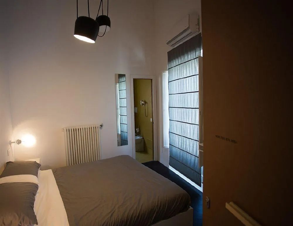 N38E13 Bb Art Design Bed & Breakfast Palermo İtalya