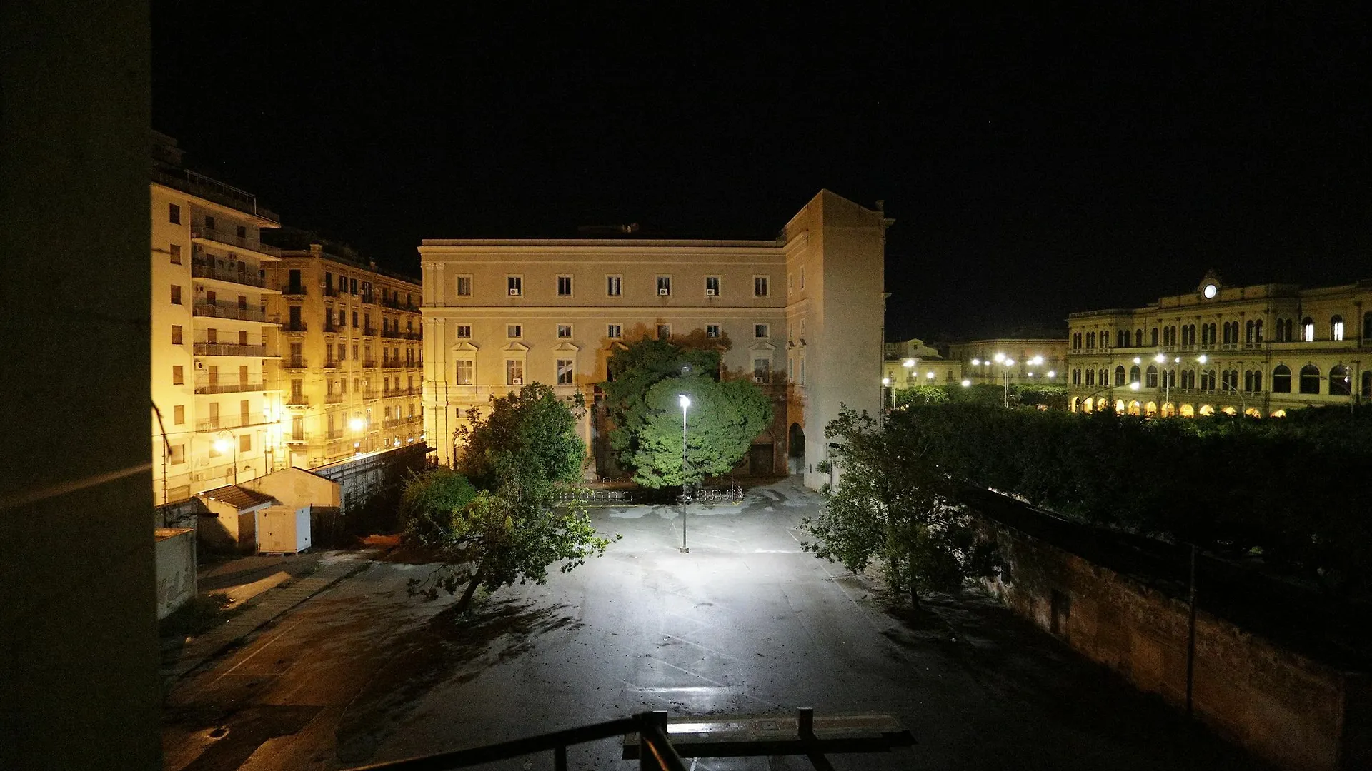 N38E13 Bb Art Design Bed & Breakfast Palermo